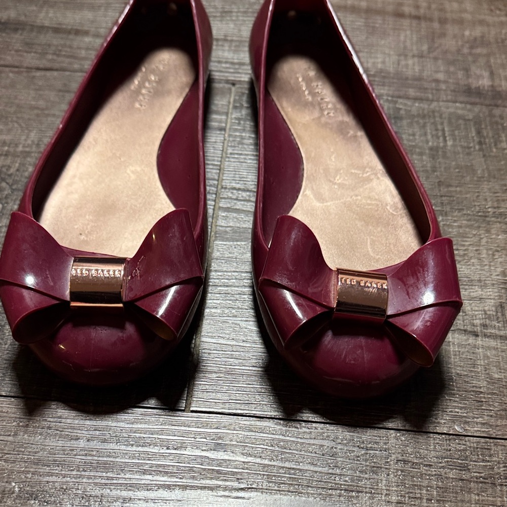 Ted Baker London Burgundy Bow Flats - Picture 2 of 11